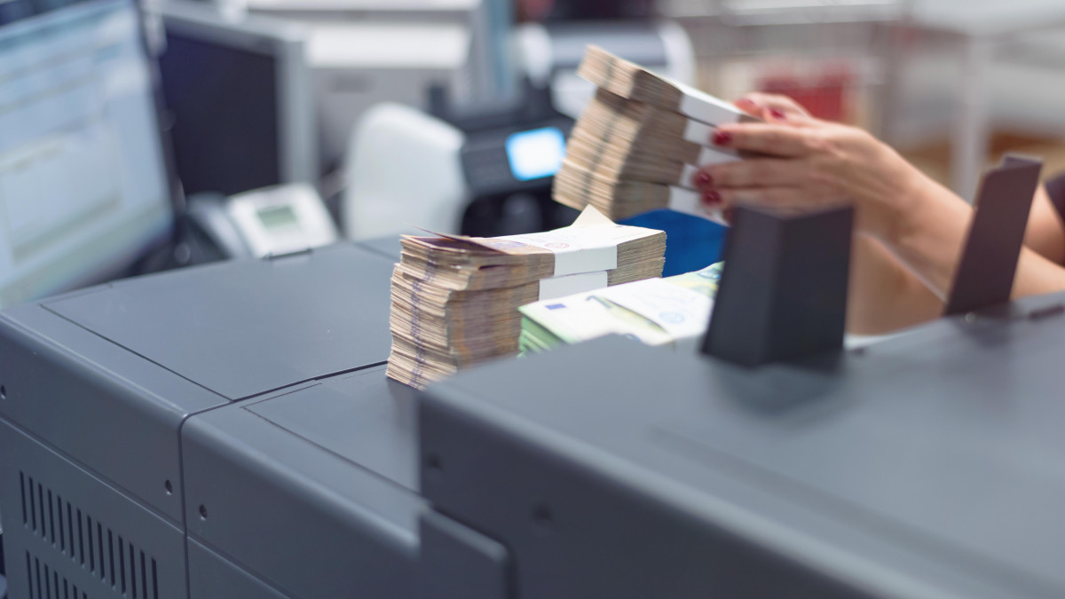 Korona norweska w górę. Dalszy los waluty wyjaśni decyzja Norges Bank