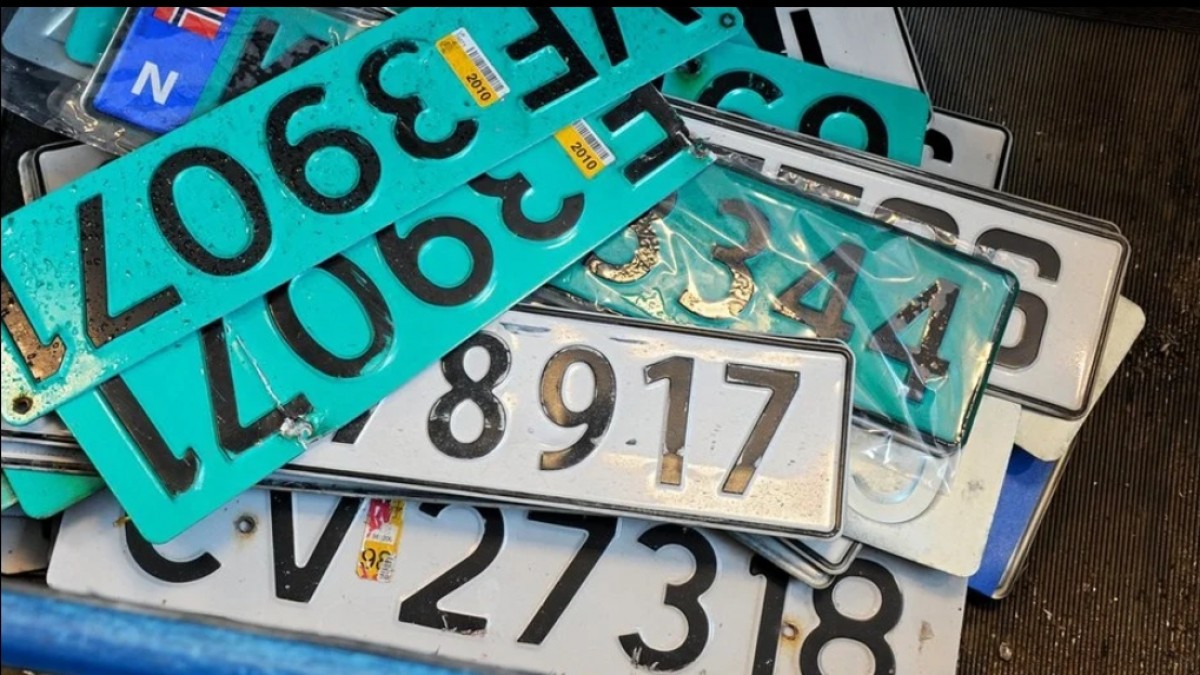 Dobra wiadomość dla części kierowców. Rejestracji i wyrejestrowania pojazdu dokonają online