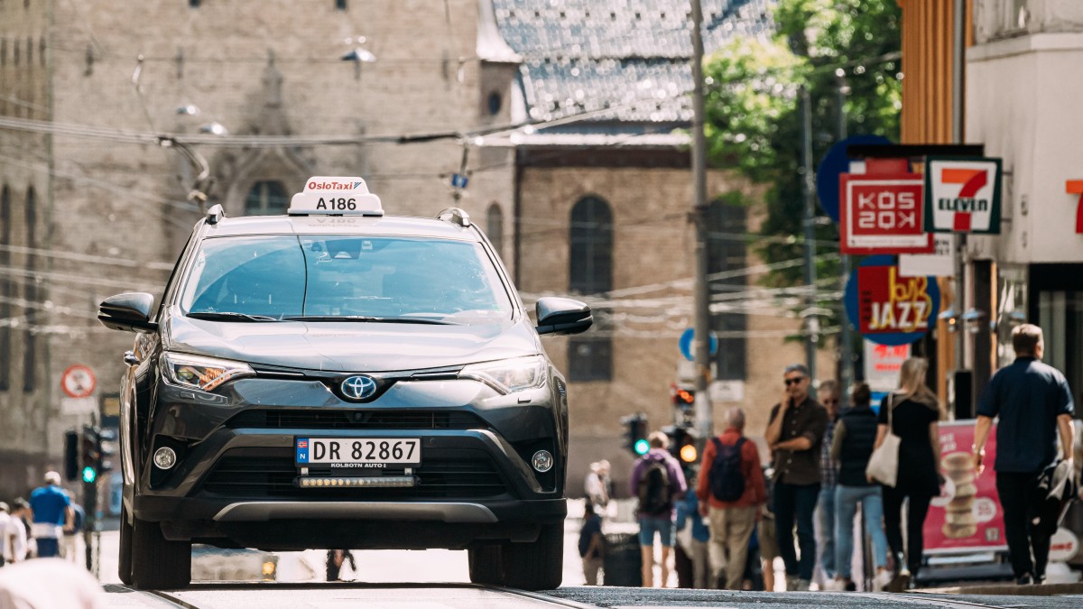 Koniec sielanki w branży taksówkarskiej. Rząd zaostrzy m.in. zasady przyznawania licencji