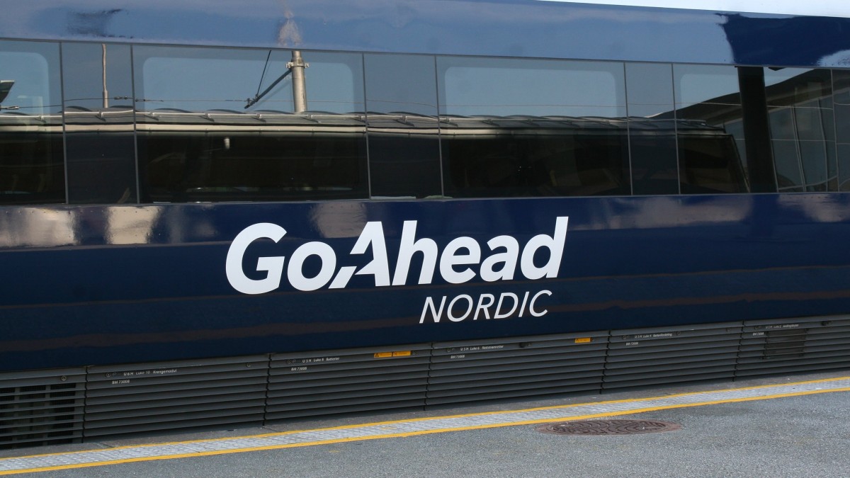 Utrudnienia na kolei po osuwisku. Odwołane pociągi