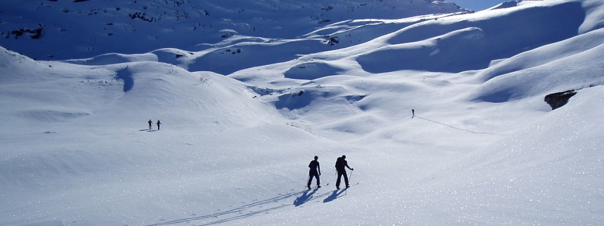 Festiwale na szczytach. Gdzie się bawić i zdobywać góry na nartach w 2018 roku?
