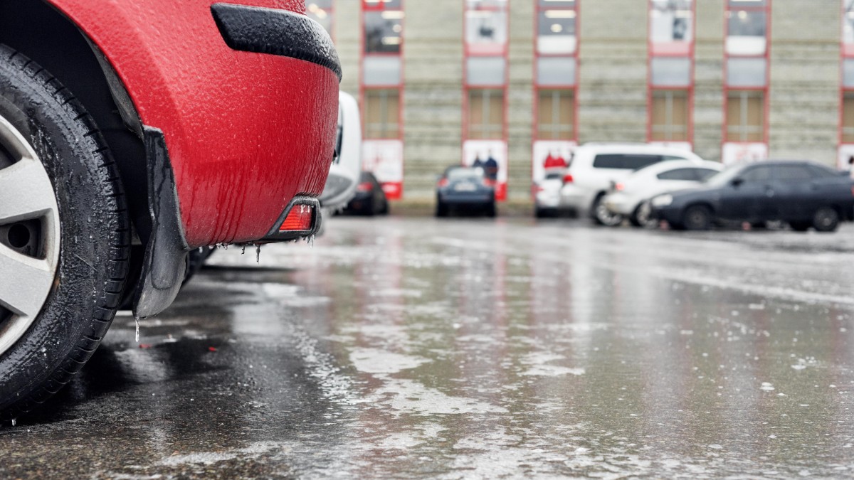 Nadchodzą trudne czasy dla kierowców: największe miasta chcą dodatkowych opłat za parkowanie