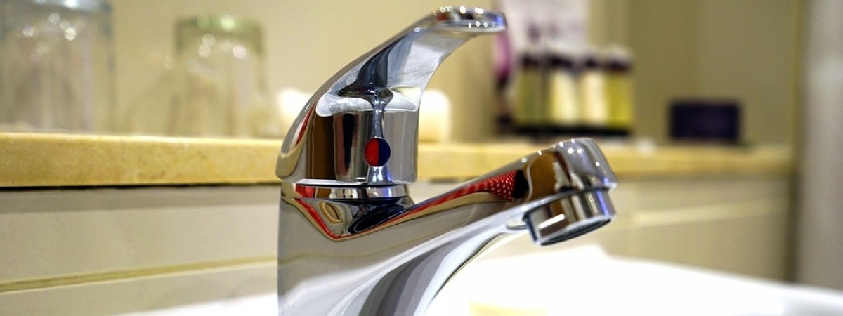 Ostrożnie z kranówką w Bergen: jest skażona bakteriami 