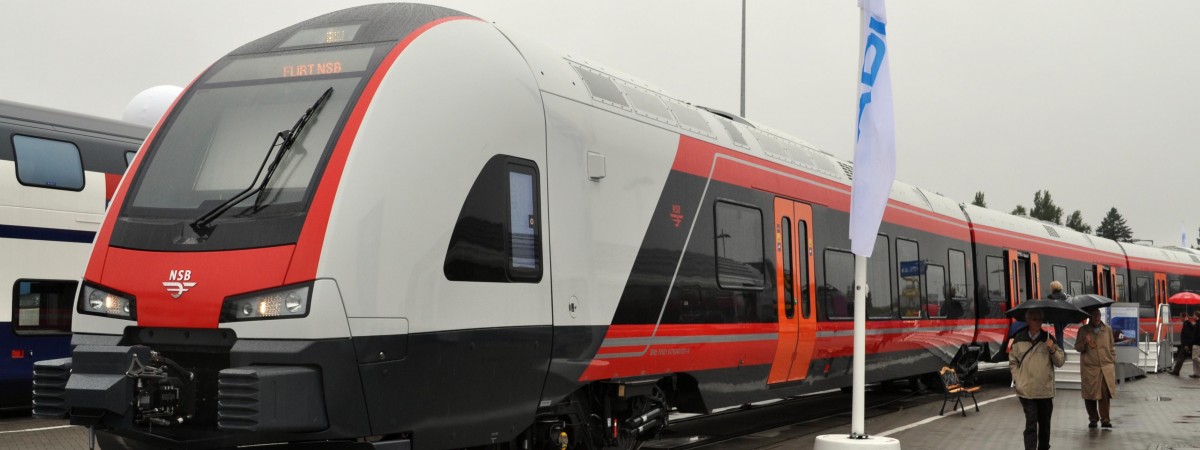 Opóźnienia, awarie i błędy techniczne: w 2018 punktualność pociągów najgorsza od lat