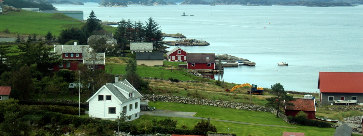 „Lecisz do Norwegii? Lepiej się zabezpiecz”. Reklama po bandzie: to kraj fiordów i chorób wenerycznych