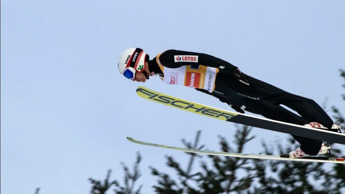 Turniej Czterech Skoczni: Kamil Stoch triumfuje po raz trzeci! Granerud wypadł z czołowej trójki