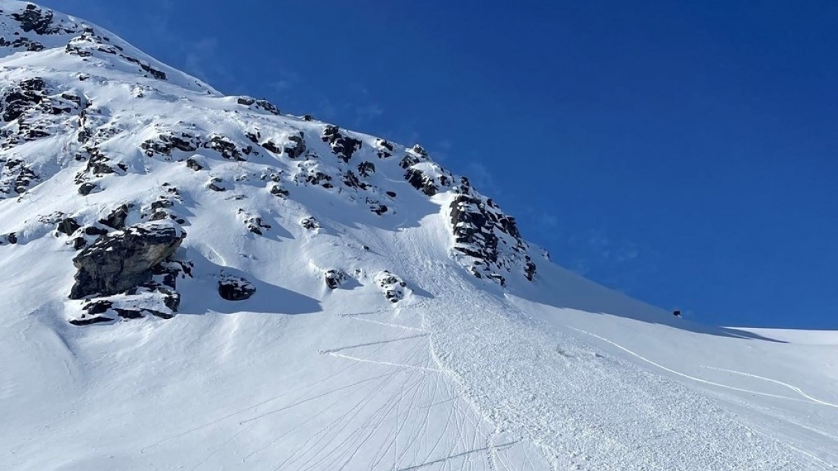 Duże zagrożenie lawinowe na północy Norwegii. Są ofiary śmiertelne