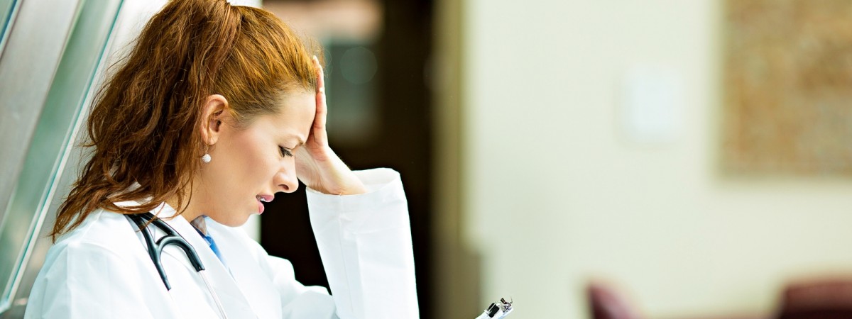 „Cztery wesela i pogrzeb”. Dzień z życia tłumacza medycznego