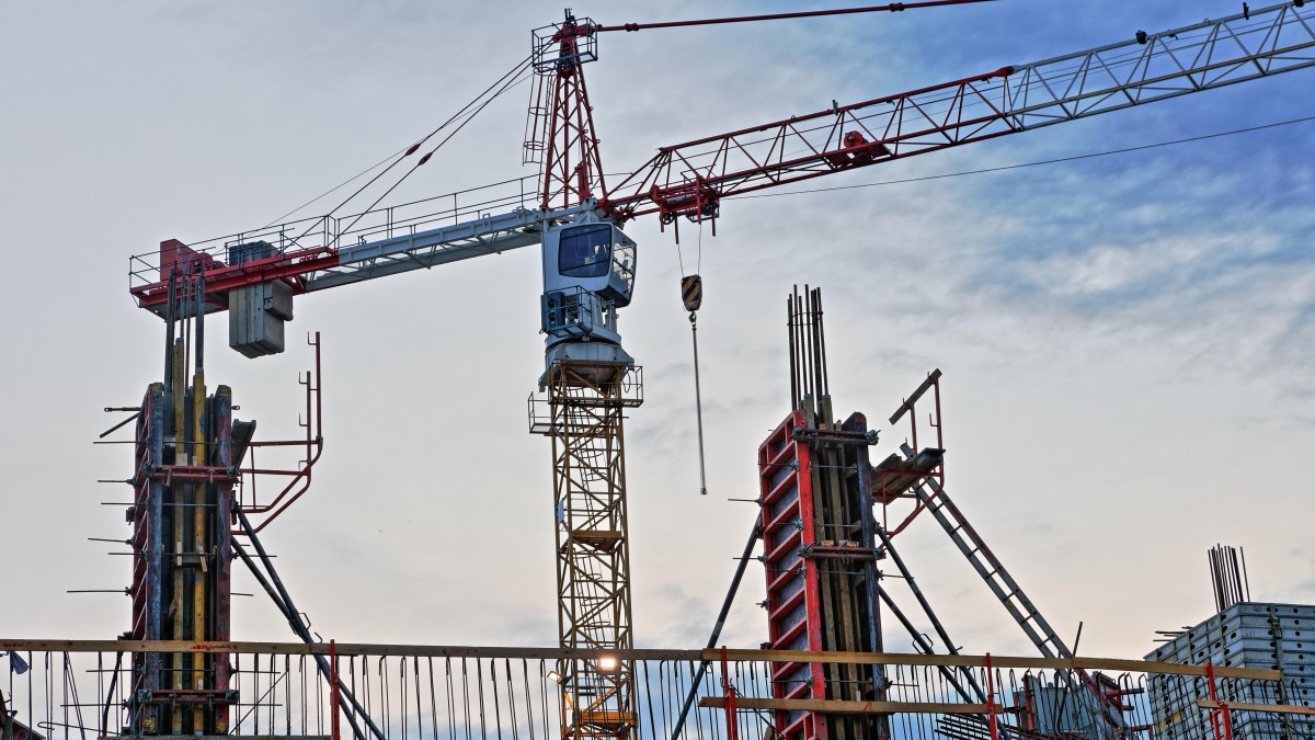 Wzrosła liczba wypadków śmiertelnych podczas pracy. Najwięcej zgonów znowu w budowlance