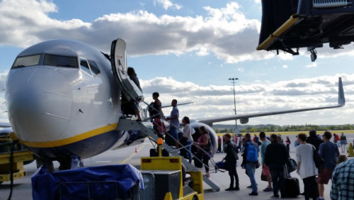 Ryanair znów zmienia zasady: dwa razy mniej czasu na odprawę online