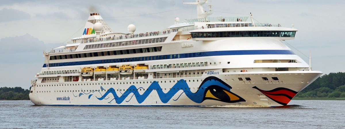 Prom wycieczkowy zatrzymany w norweskim porcie. Dwie osoby z podejrzeniem wirusa z Chin