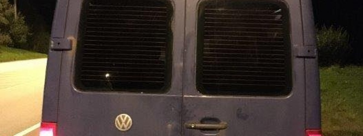 Kojarzysz tę furgonetkę? Policja prosi o wskazówki 