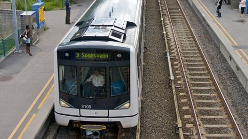 Duże utrudnienia w kursowaniu metra: opóźnienia na wszystkich liniach
