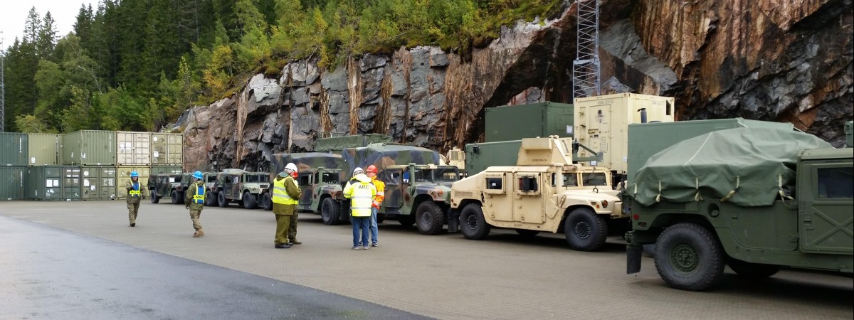 Kolumna NATO opóźni ruch na drogach. Te odcinki lepiej omijać