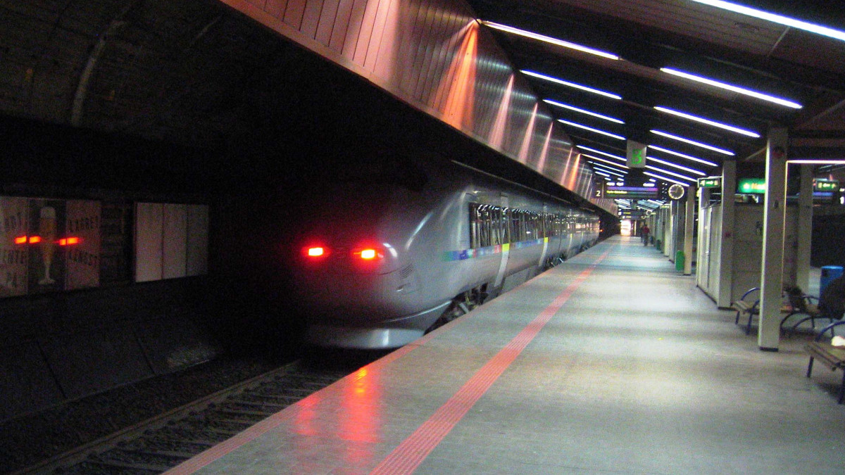 Problemy z transportem kolejowym w Oslo. Awaria dotknęła jedenaście linii pociągów