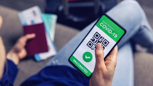 Europosłowie zdecydowali: certyfikat covidowy coraz bliżej