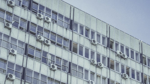 Arbeidstilsynet: upał to nie wymówka. Nie można iść do domu, kiedy w biurze jest za gorąco