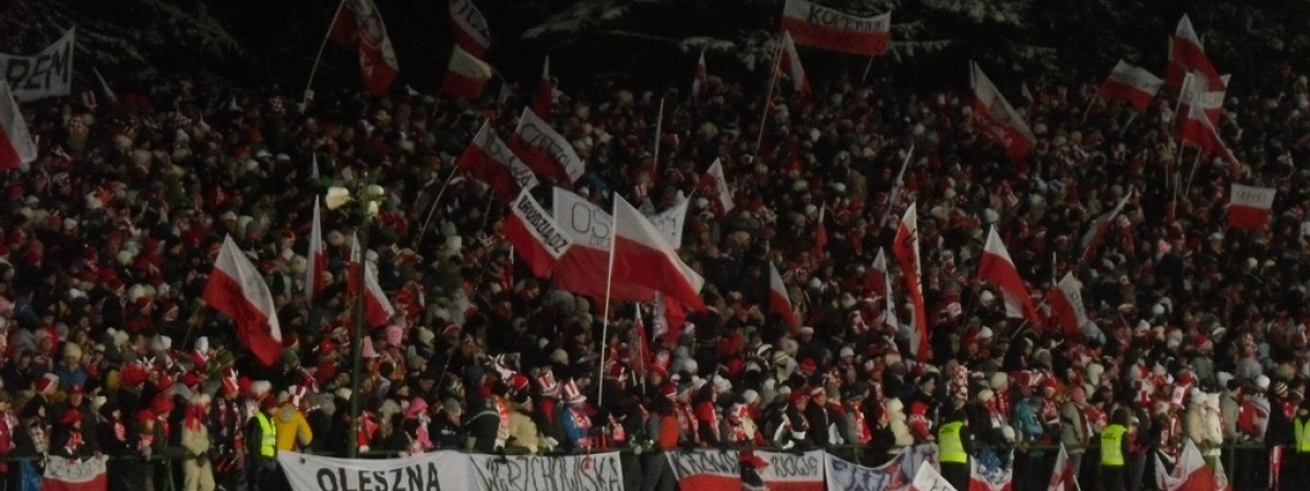 Pijani kibice zaczepiali polskich skoczków. „Spośród wszystkich nacji tylko Polska ma ten problem”