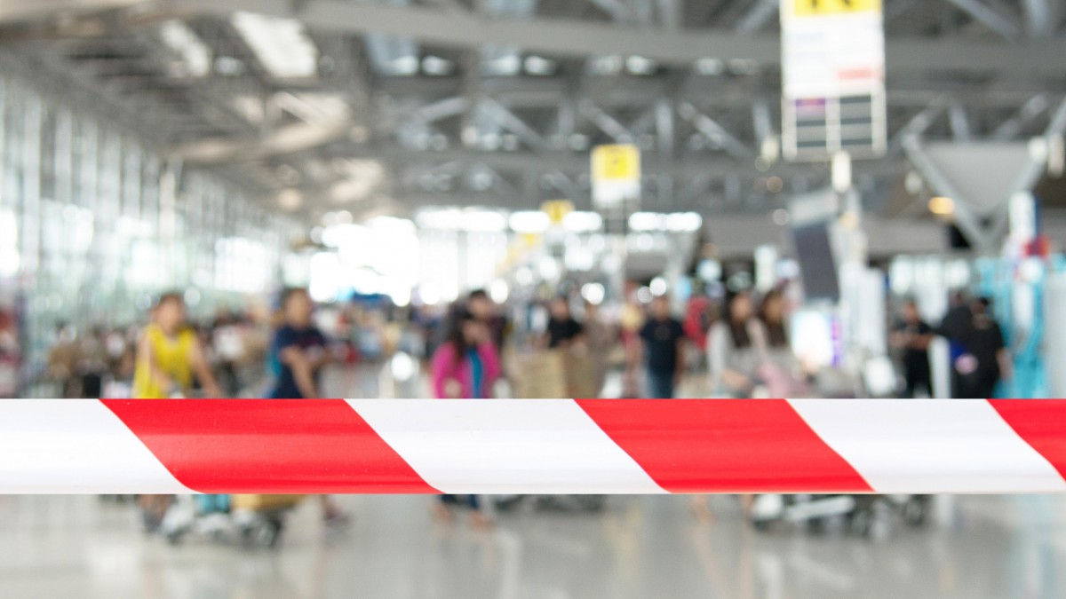 WHO radzi znieść międzynarodowe zakazy podróży. Okazały się nieskuteczne