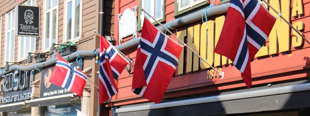 Kuleją sądy, przeszkadza biurokracja: Polska z przeciętną wolnością gospodarczą. Norwegia nie bryluje