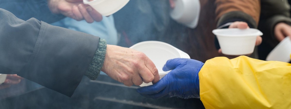 Koniec z darmowym jedzeniem dla ubogich. Organizacja charytatywna nie ma czym karmić potrzebujących
