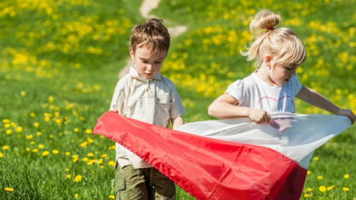 Rusza kampania „Podaruj dziecku swój język ojczysty”