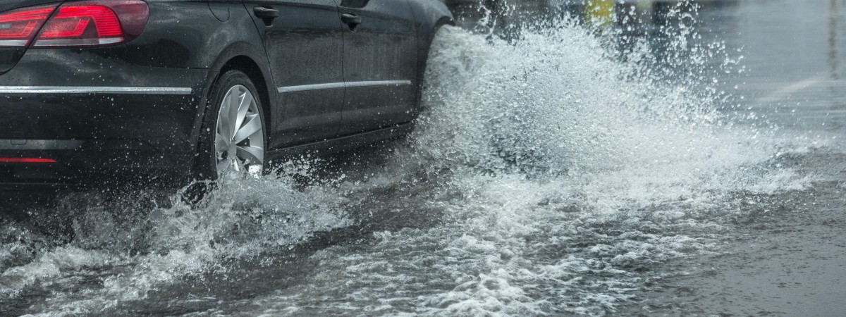 Lokalne podtopienia i zalane piwnice. Skutki sztormu w południowej Norwegii