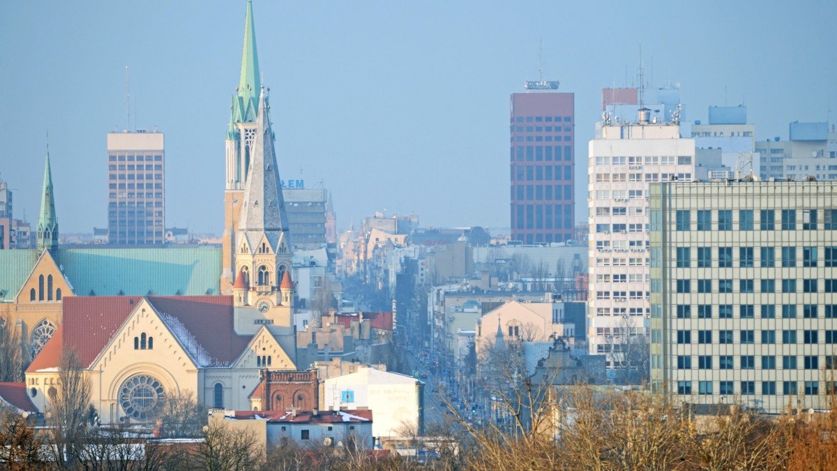 Polska: piąta fala nabiera rozpędu. „Sytuacja jest dramatyczna”