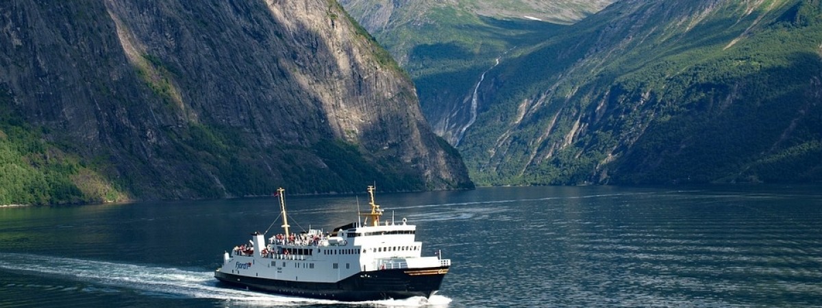 Widmo bompenger i podatku od turystów. Geiranger ma dość tłumów