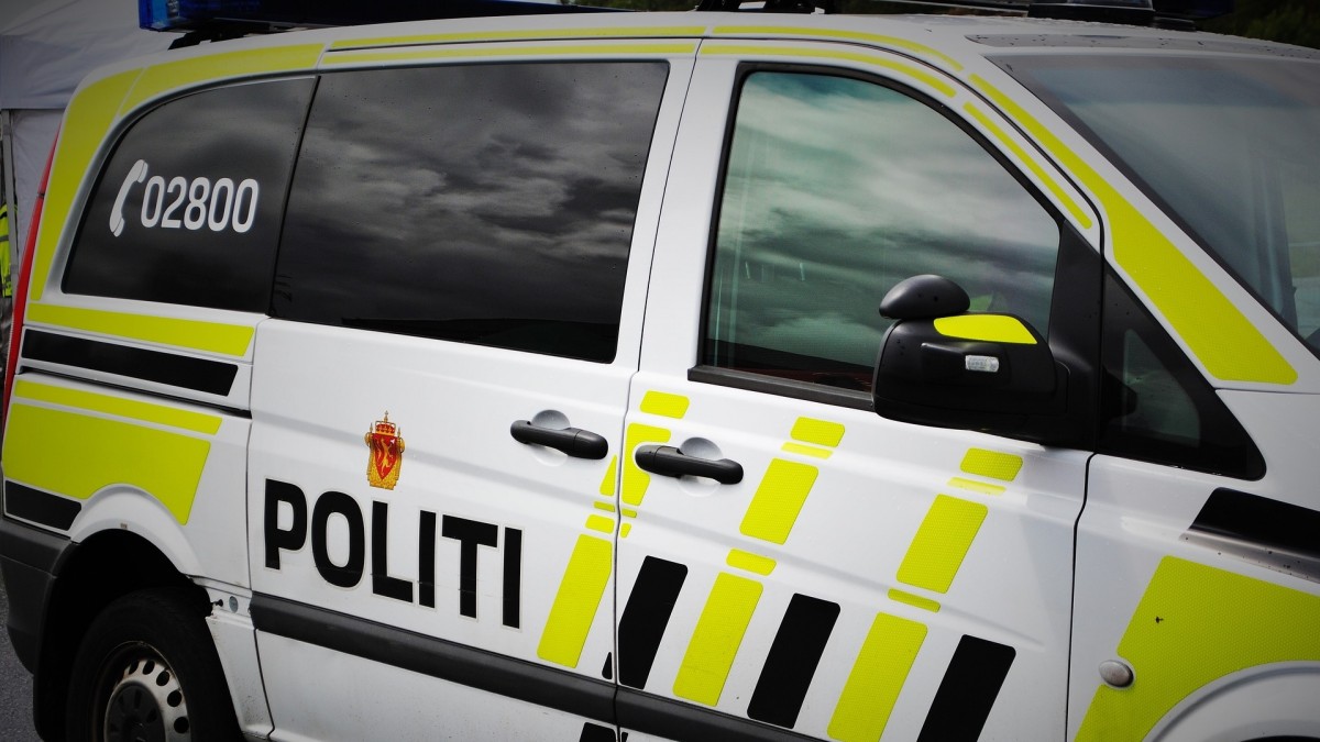 Służby bezpieczeństwa zwiększają poziom zagrożenia terrorystycznego po zamachu w Oslo