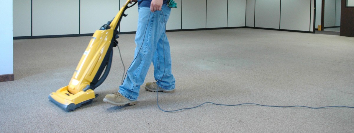 Koniec zasłaniania się niewiedzą. „Klienci też mają walczyć z nielegalnymi firmami sprzątającymi”