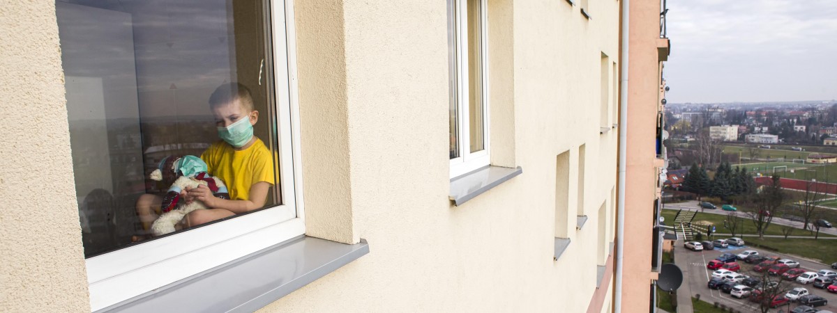 Chcą wreszcie zobaczyć swoje rodziny. Kilka tysięcy Polaków podpisało petycję w sprawie zniesienia kwarantanny 