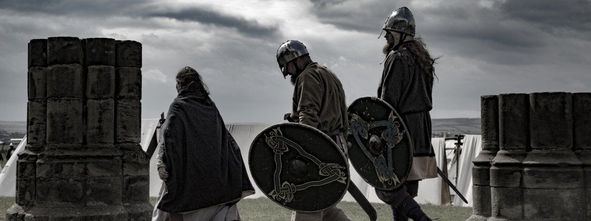 Coraz więcej kradzieży wikińskich skarbów to… efekt „Gry o tron”? Tak twierdzą naukowcy