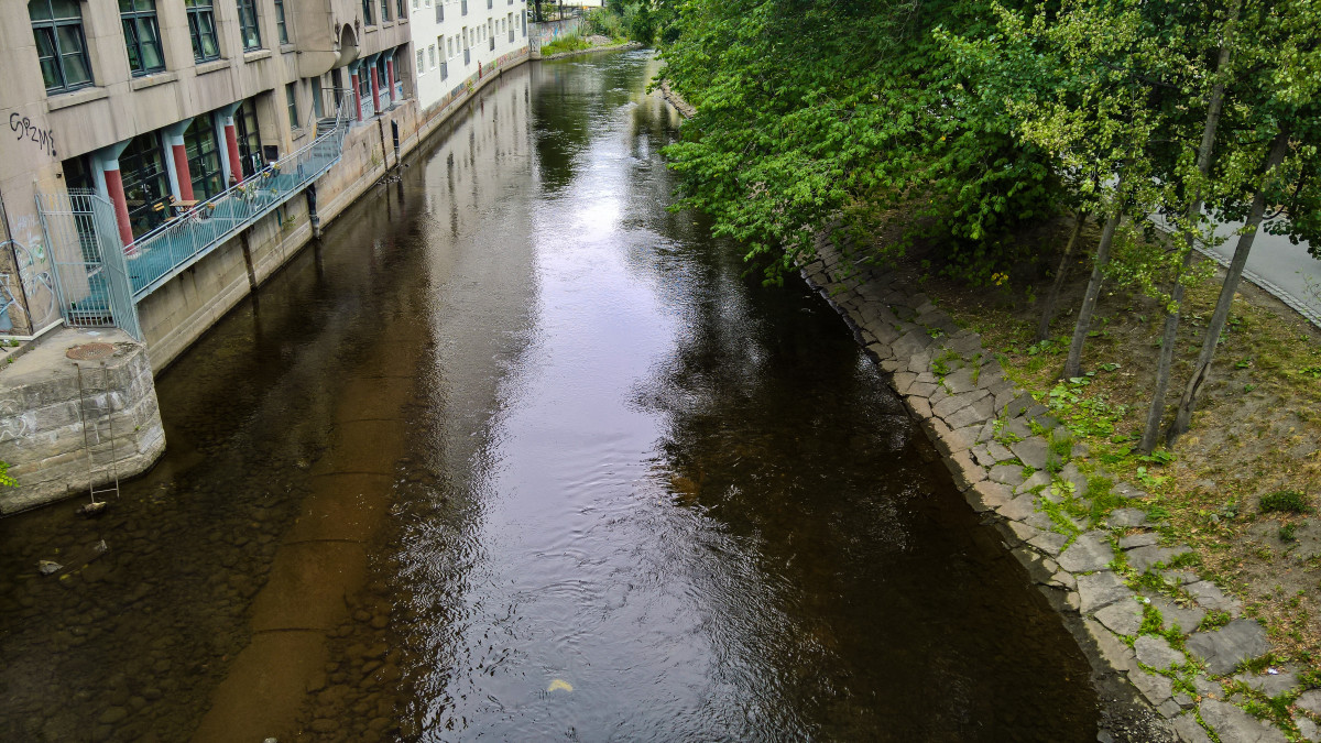 „Incydent ściekowy” w Oslo. Władze odradzają kąpiel w fiordzie