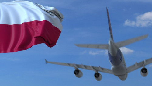 Obowiązkowe maseczki, limit pasażerów, pomiary temperatury. Są polskie wytyczne dotyczące lotnisk i podroży samolotem