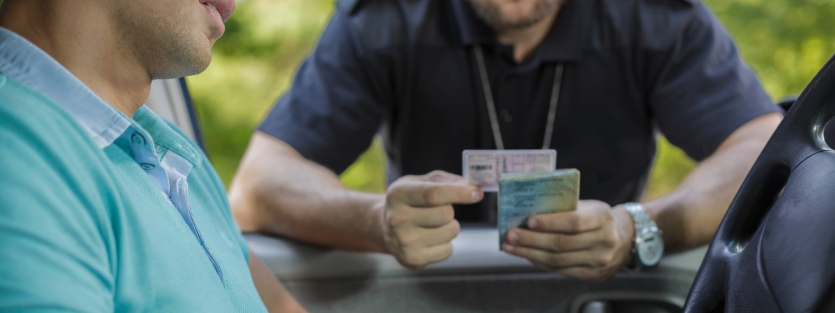 Cyfrowe prawo jazdy i prace społeczne za nieopłacone mandaty: od dziś ważne zmiany dla kierowców