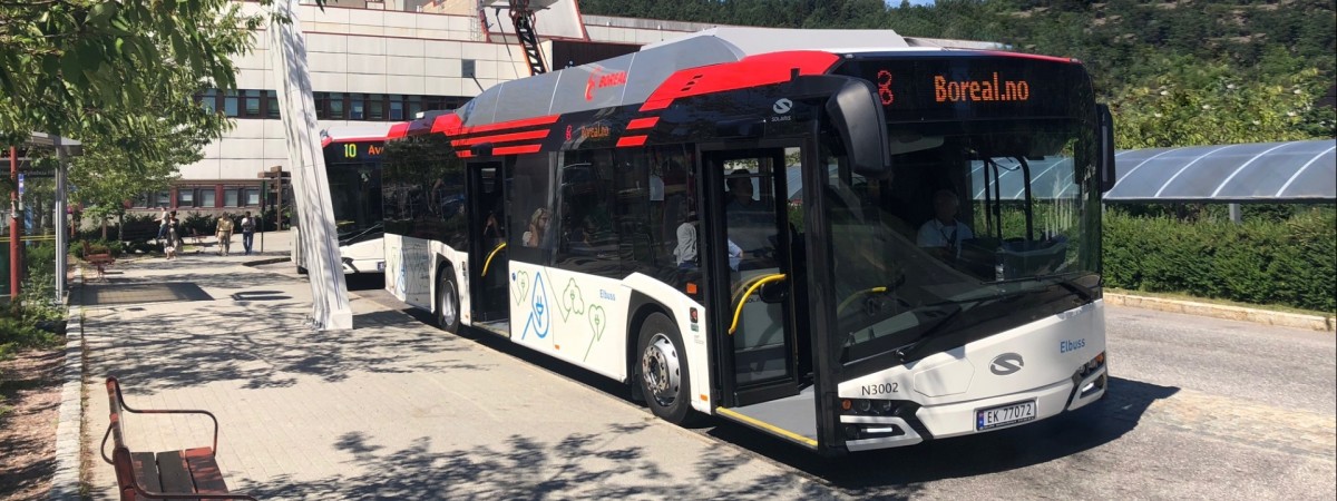 Nad fiordami przybyło polskich autobusów: elektryki pojadą w Kristiansand
