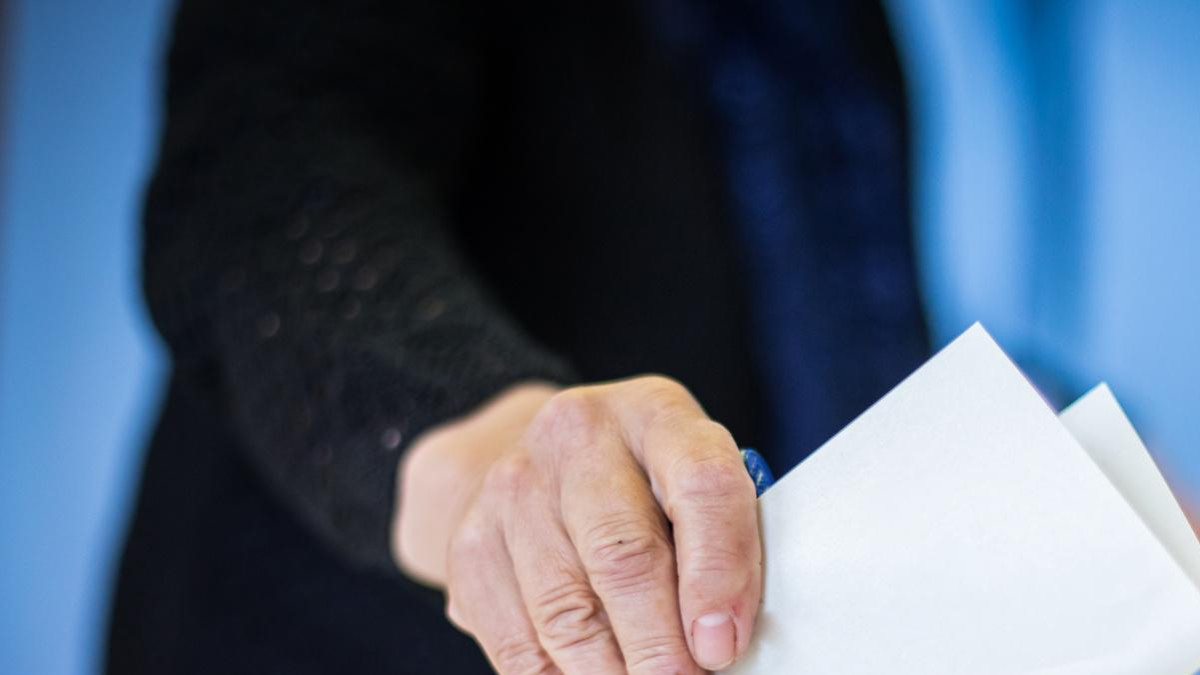 Polska i Europa wybierają europarlamentarzystów. Drastyczny spadek frekwencji