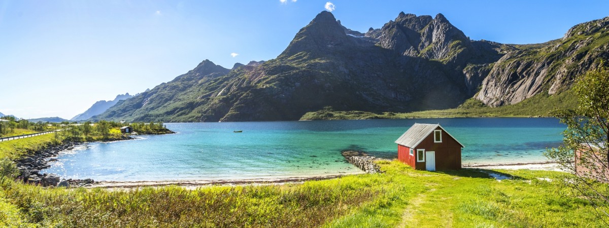 „Powinno być miejsce i dla turystów, i dla mieszkańców”. Lofoty chcą podważyć słynne norweskie prawo
