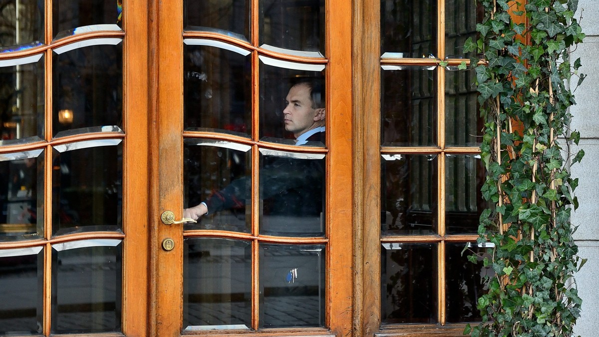 Restauracje i hotele wysyłają pracowników na permittering: pierwsze efekty ograniczeń w funkcjonowaniu branży