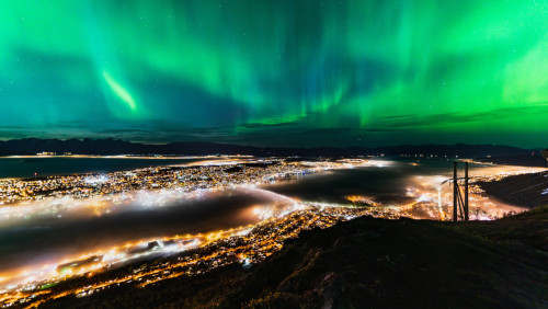 Fascynowała ludzi już tysiące lat temu: w 2025 zorza polarna będzie częsta nawet na południu Norwegii