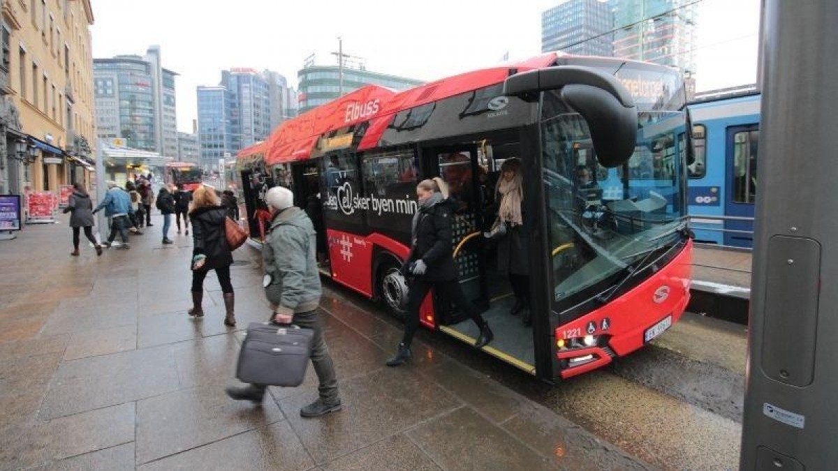 Zamknięte trasy autobusowe w Oslo i Bærum: pracownik obsługi z pozytywnym wynikiem testu na koronawirusa