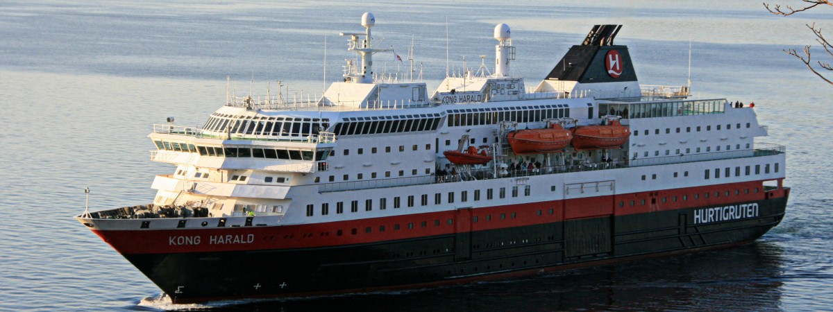 Koniec z wylewaniem ścieków do morza? Hurtigruten jest na tak 