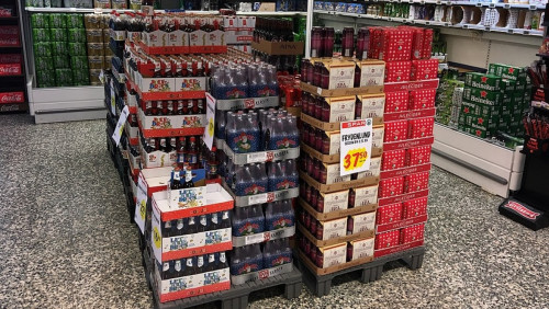 Przedświąteczny dramat fanów popularnego napoju: wycofano 13 mln butelek julebrus