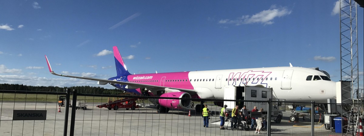 WizzAir idzie w ślady Ryanaira. Przegląd nowych zasad polityki bagażowej 