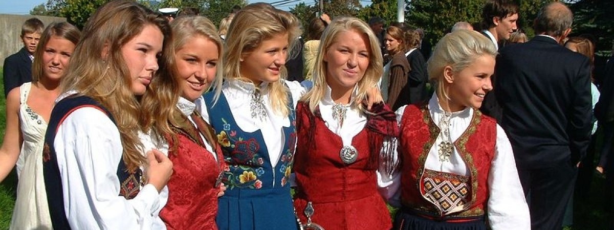 Dziś Grunnlovsdagen: cała Norwegia świętuje. Nad wszystkim czuwać będzie policja