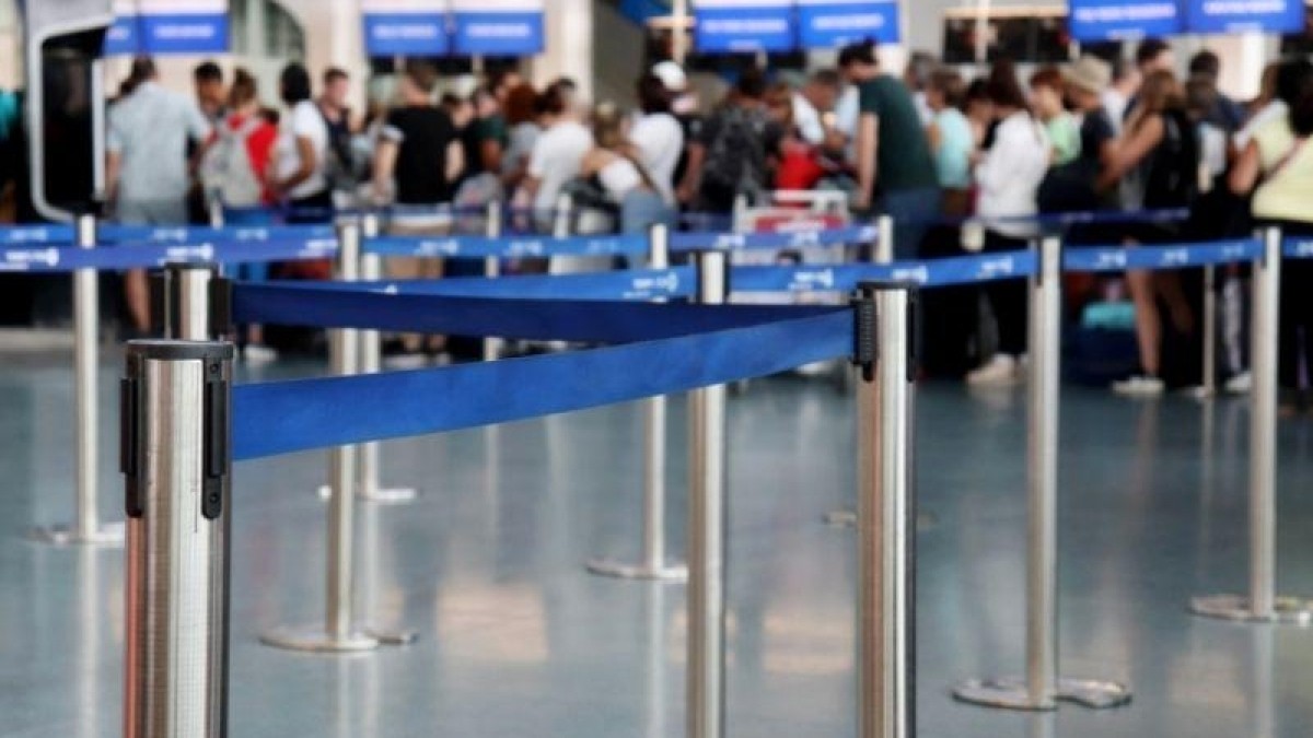 Surowa kara dla niesfornych przyjezdnych: rząd ułatwił deportację