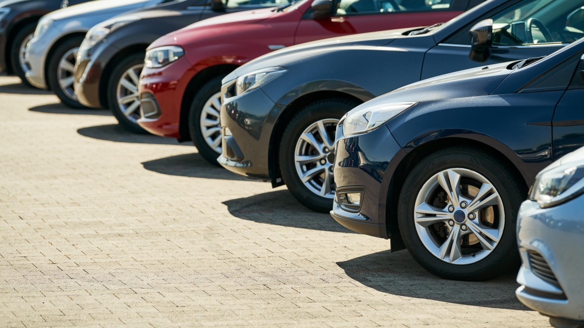 Boom na samochody używane z Norwegii: dzięki słabej koronie kupują je obcokrajowcy