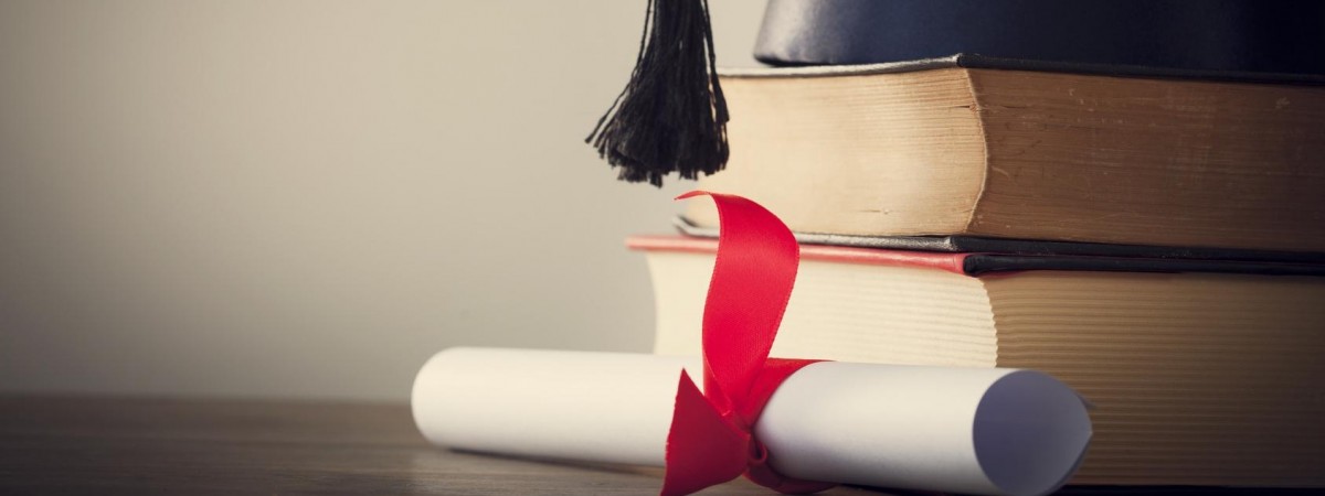 Nostryfikacja, autoryzacja czy zatwierdzenie wykształcenia z Polski?