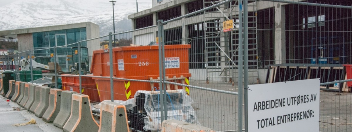 Coraz mniej bezrobotnych wśród imigrantów. Średnią zawyżają także Polacy